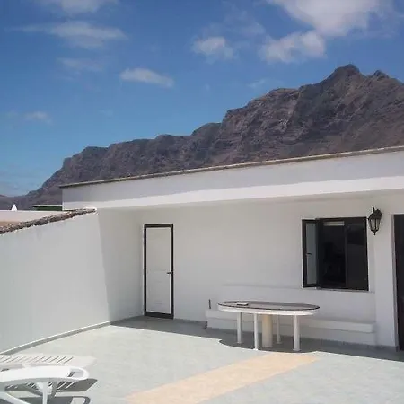 Tonezix Holiday home *